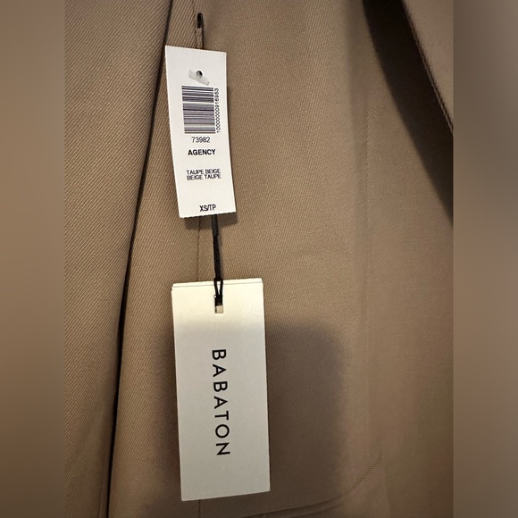 Aritzia babaton blazer agency size xs - Picture 2 of 7